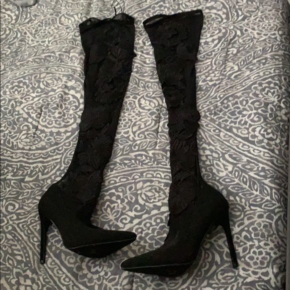 Boots - Picture 3 of 3